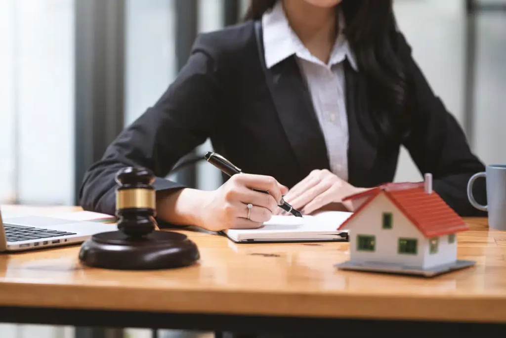 Real Estate Lawyer