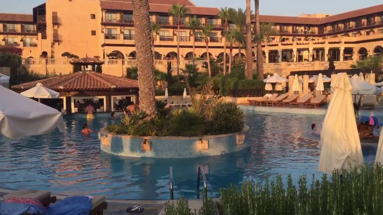 Popular Hotel Booking Websites